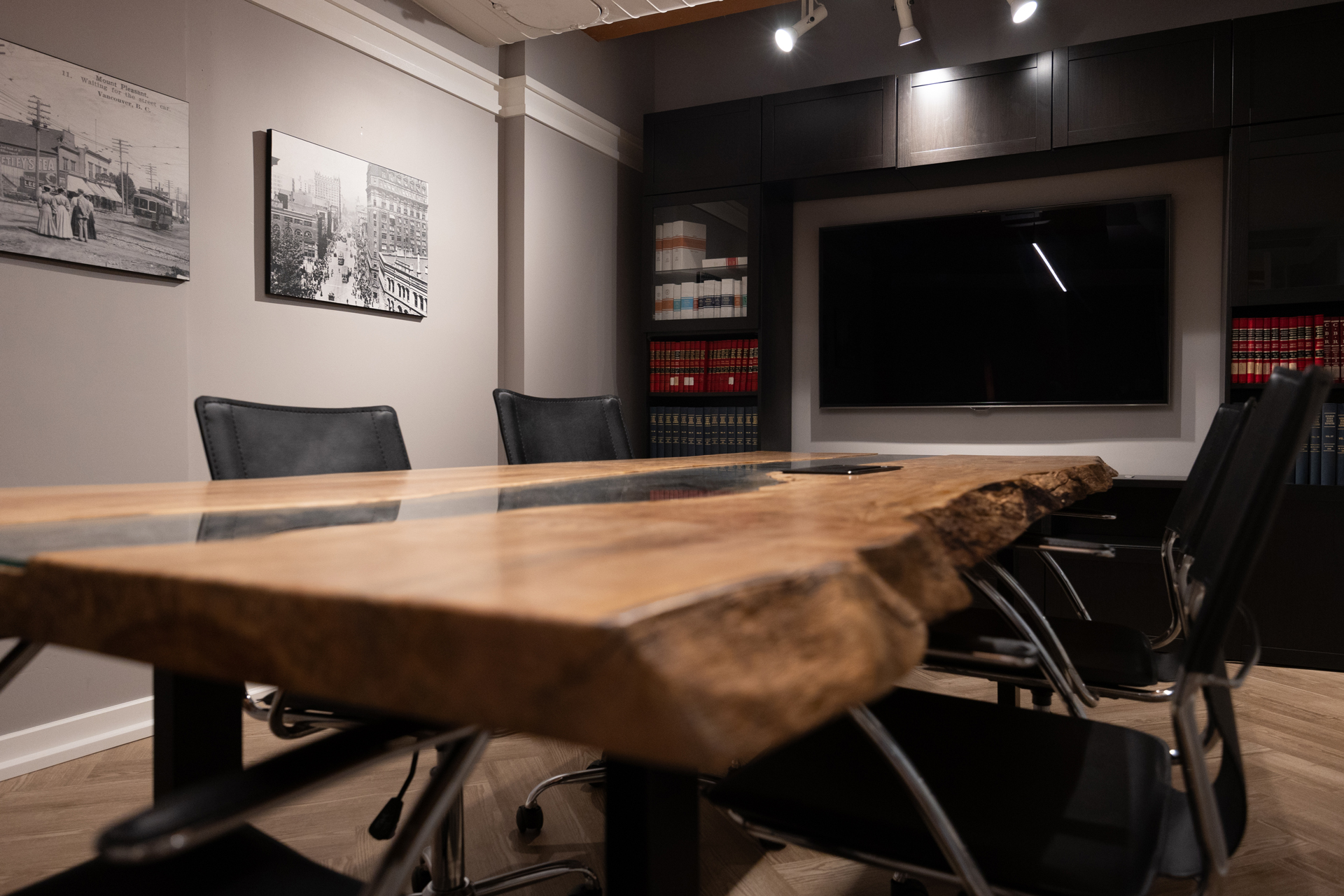 BoardRoom-001